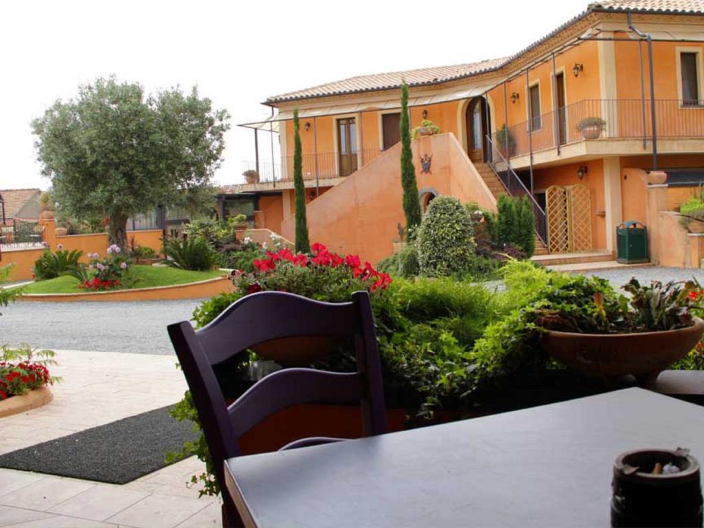Albergo Arinde Rende Exterior foto